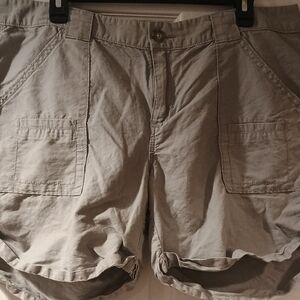 Women's Casual Cargo Shorts in Light Gray